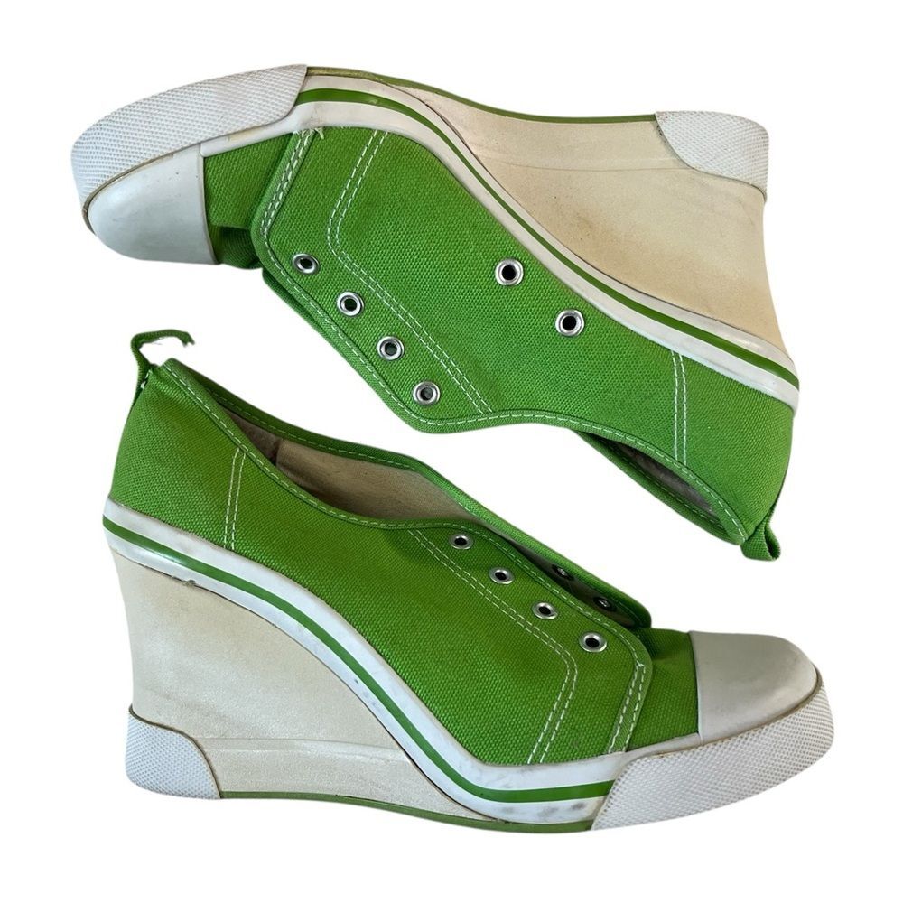 VINTAGE CITY SNEAKERS GREEN HEELED SNEAKER SHOES SIZE 7 WOMENS
